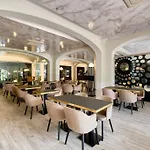 Palazzo San Giovanni 3*