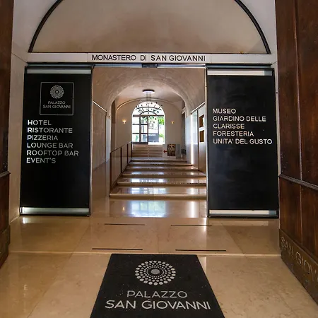 Palazzo San Giovanni 3* Cava deʼ Tirreni